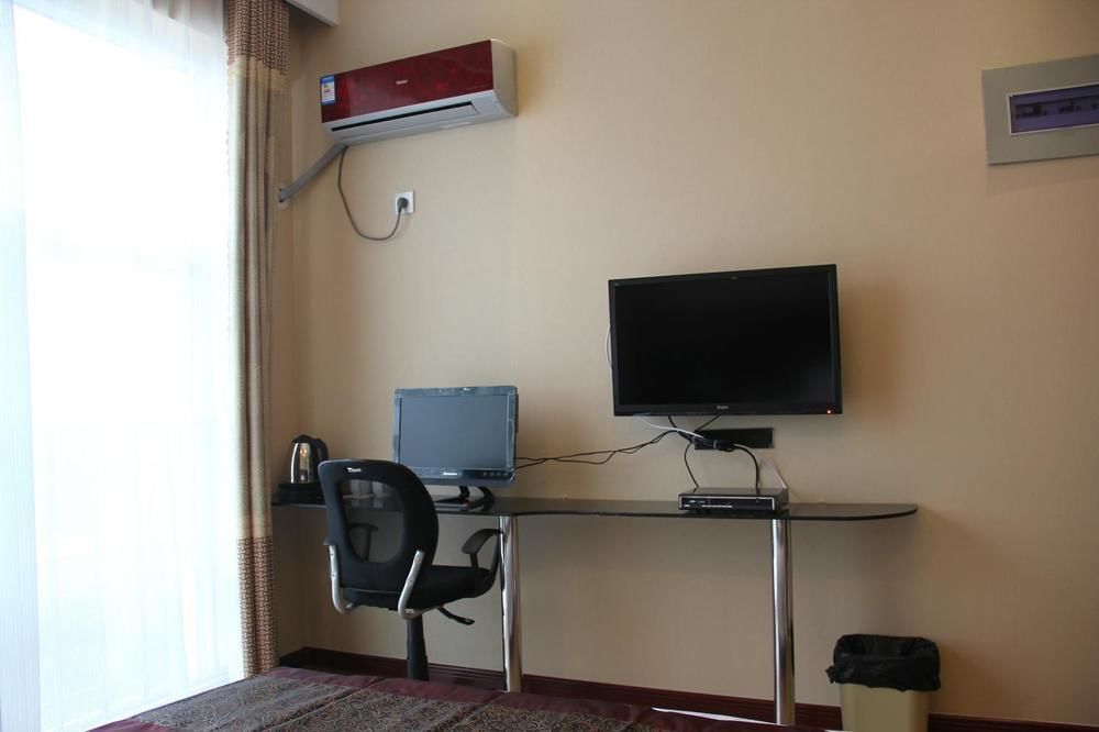 Super 8 Hotel Jinan Luaran gambar
