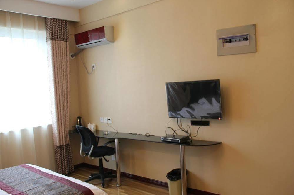 Super 8 Hotel Jinan Luaran gambar